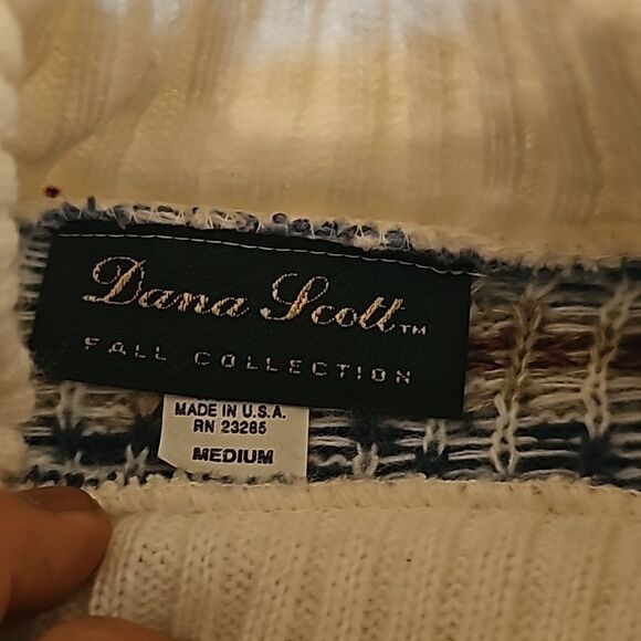 Donna Scott Vintage Light Blue & Burgandy Floral Turtleneck Sweater medium - Picture 4 of 7